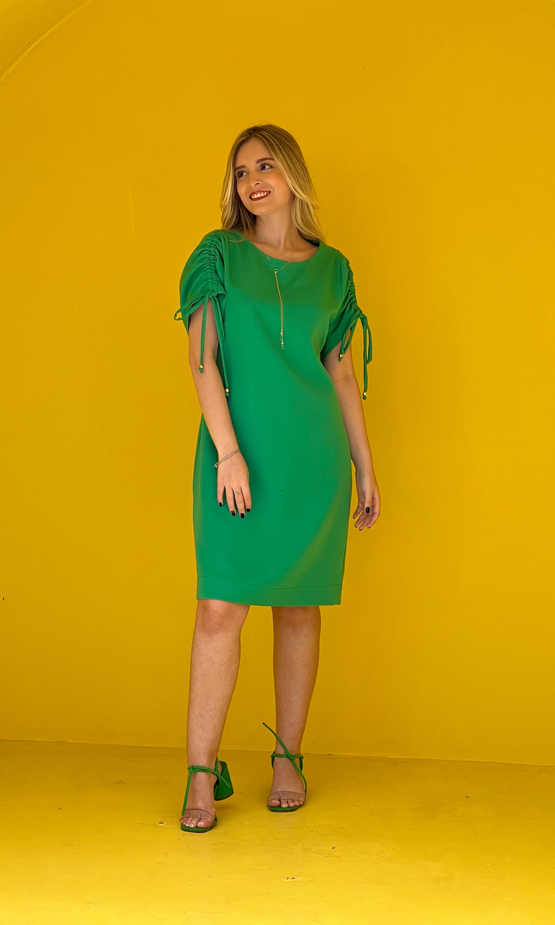 Vestido Curto Valquíria - Verde