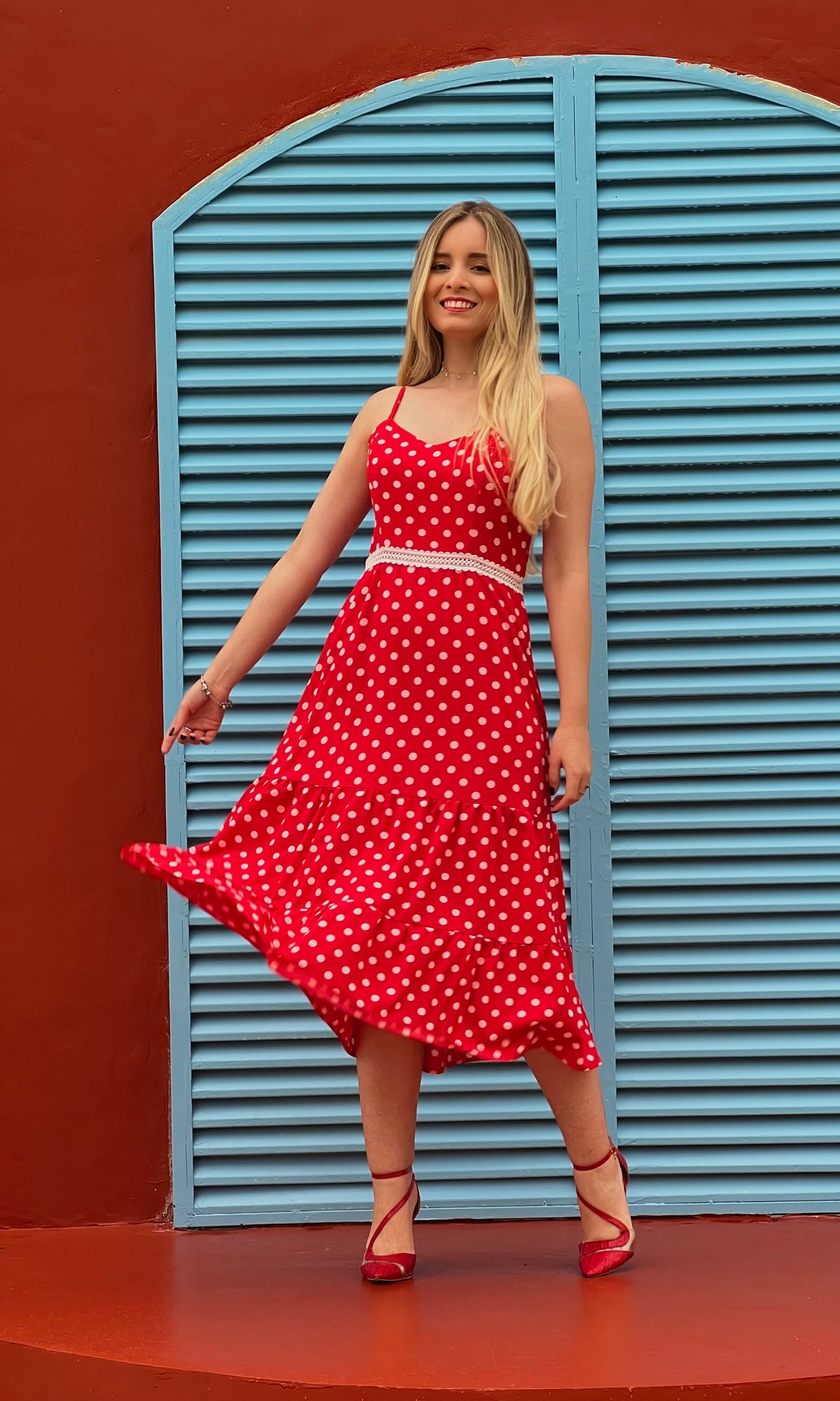 Vestido Midi Janaina - Poá Vermelho